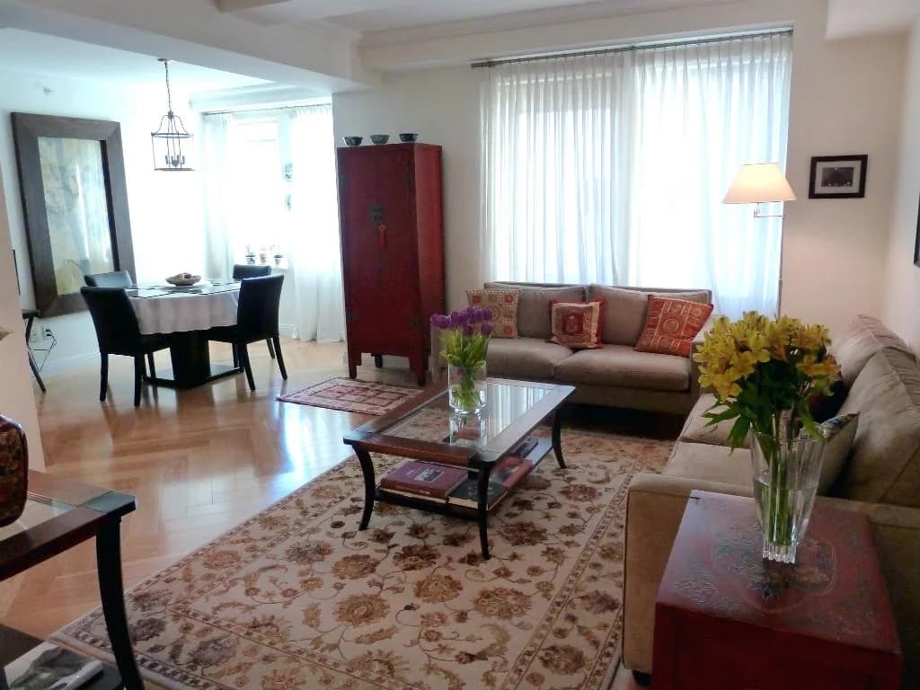 160 Central Park South #1717, Manhattan, NY 10019 apartment_living_room 1