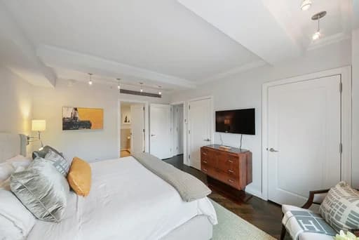 160 Central Park South #407, Manhattan, NY 10019