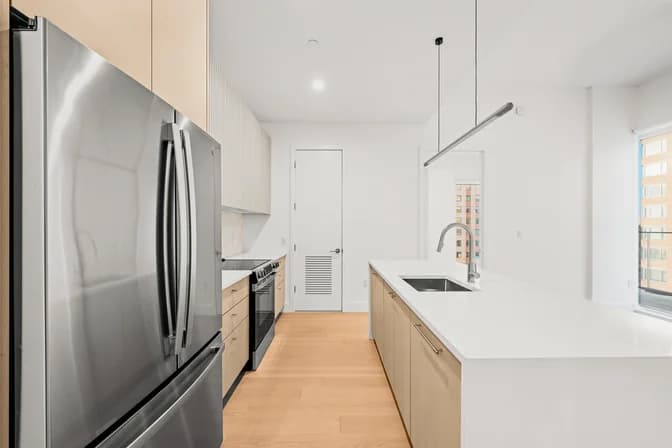 250 West 49 Street #2701, Manhattan, NY 10019