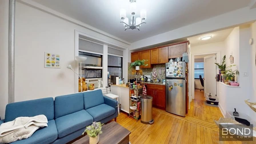 245 West 51 Street #312, Manhattan, NY 10019 apartment_living_room 1