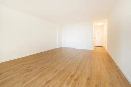 211 W 56 St #J25, Manhattan, NY 10019