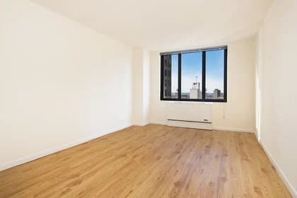 211 West 56 Street #J25, Manhattan, NY 10019