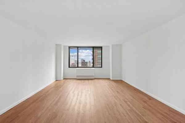1756 Broadway #J25, Manhattan, NY 10019