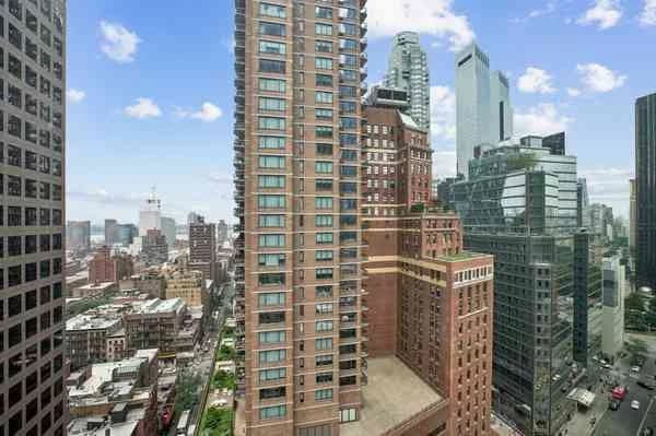 211 West 56 Street #J25, Manhattan, NY 10019