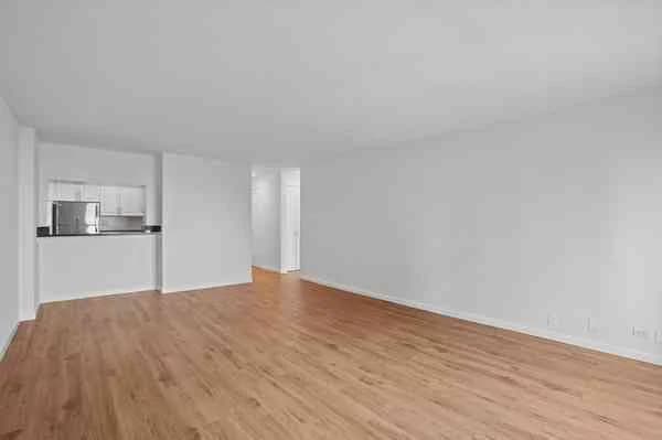 Carnegie Mews 211 West 56 Street #J25, Manhattan, NY 10019 apartment_living_room 1
