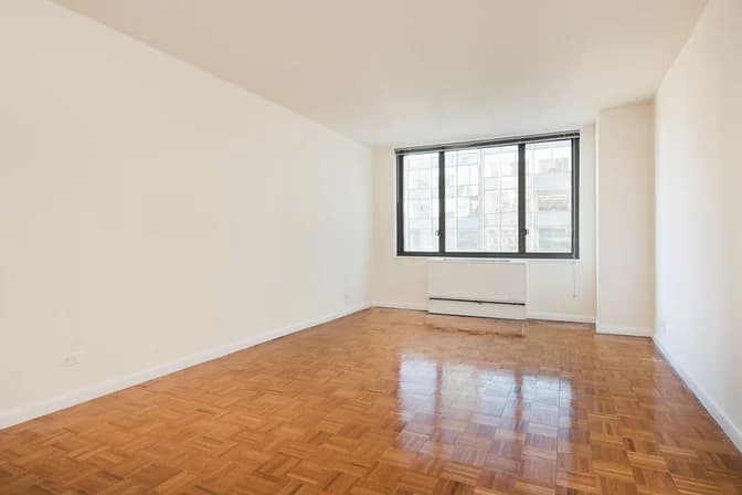 211 West 56 Street #M11, Manhattan, NY 10019