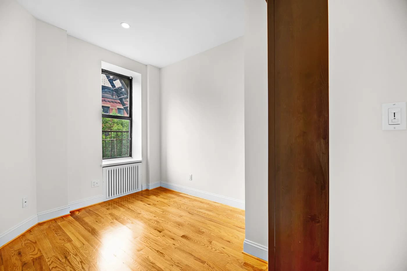 358 W 45 St #4B, Manhattan, NY 10036 apartment_bedroom_room 1
