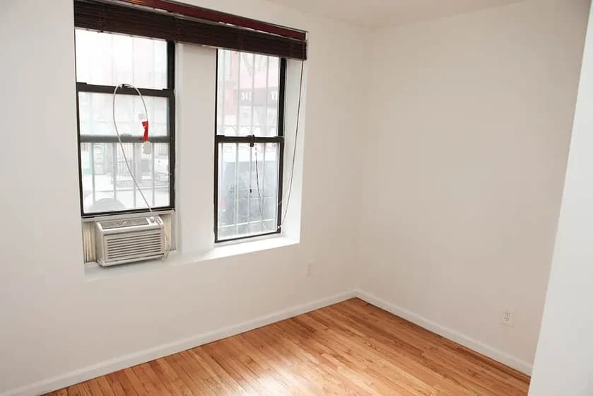 341 West 45 Street #112, Manhattan, NY 10036 apartment_living_room 1