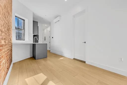 356 West 48 Street #2A, Manhattan, NY 10036