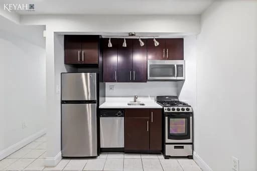 367 West 48 Street #BF, Manhattan, NY 10036