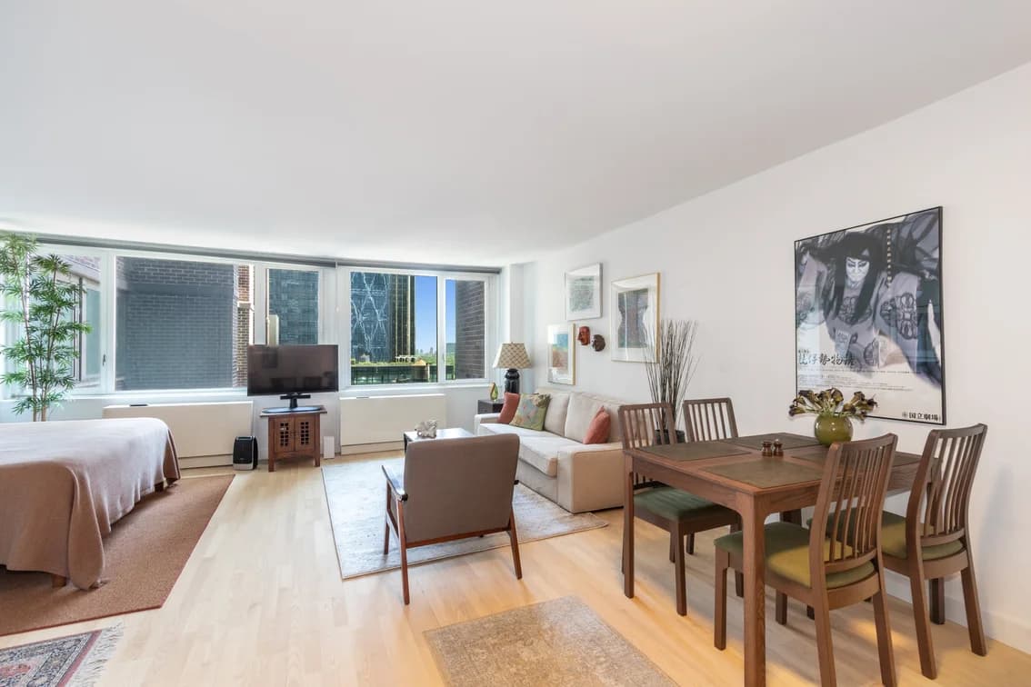 322 West 57 Street #29L, Manhattan, NY 10019