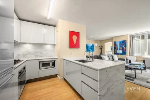 322 West 57 Street #34Q, Manhattan, NY 10019