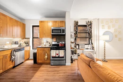 602 10 Avenue #3FN, Manhattan, NY 10036 - Image 1