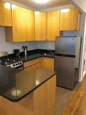 614 10 Avenue #4B, Manhattan, NY 10036