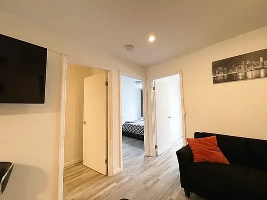 614 10 Avenue #6B, Manhattan, NY 10036 apartment_living_room 1