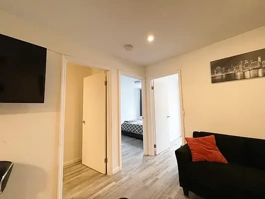 622W 10 Avenue #6B, Manhattan, NY 10036
