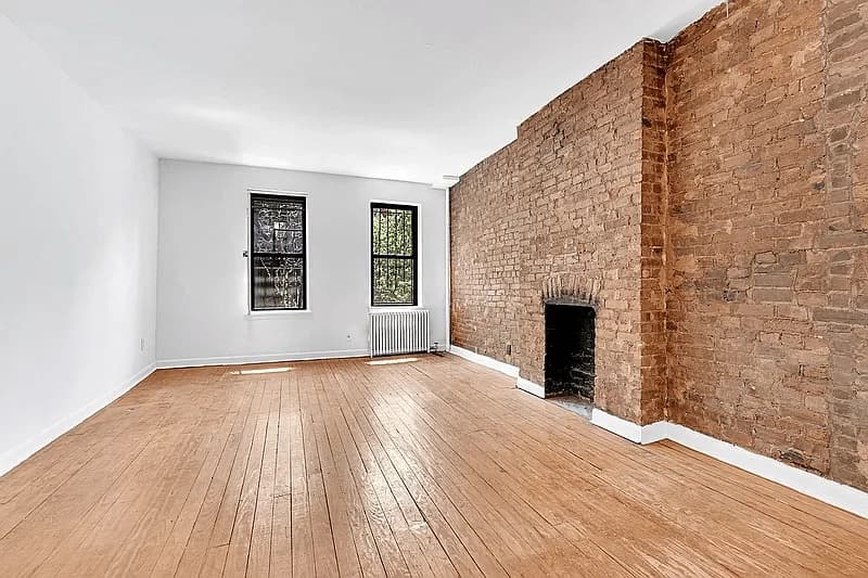 426 West 46 Street #2-D, Manhattan, NY 10036 apartment_living_room 1
