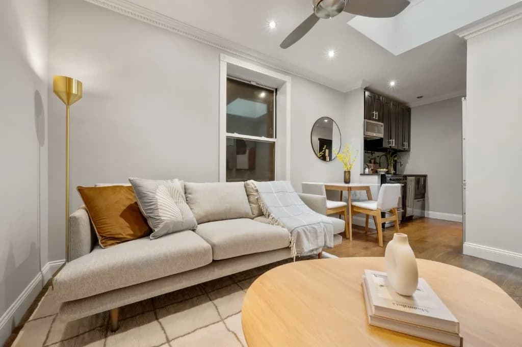 437 West 53 Street #3B, Manhattan, NY 10019 apartment_living_room 1
