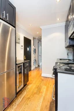 437 West 53 Street #5A, Manhattan, NY 10019