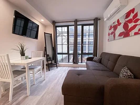 433 West 53 Street #21, Manhattan, NY 10019
