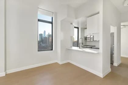 400 W 55 St #18D, Manhattan, NY 10019