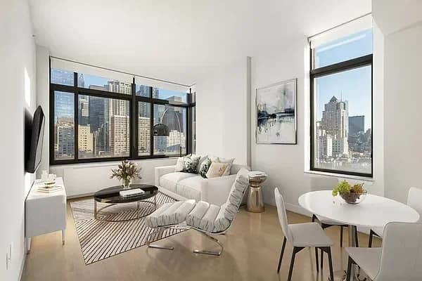 400 W 55 St #5L, Manhattan, NY 10019