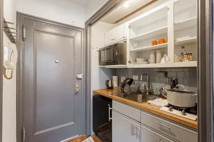 457 West 57 Street #503, Manhattan, NY 10019