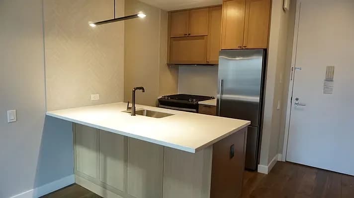 560 West 43 Street #07A, Manhattan, NY 10036