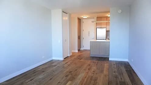 560 West 43 Street #20B, Manhattan, NY 10036