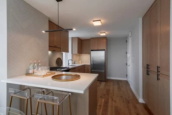 560 West 43 Street #30B, Manhattan, NY 10036