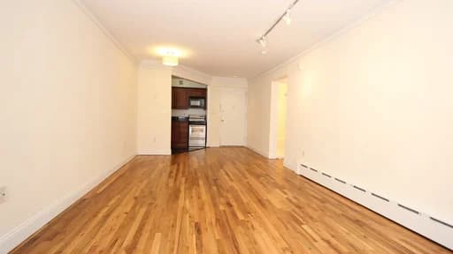 525 West 49 Street #3C, Manhattan, NY 10019