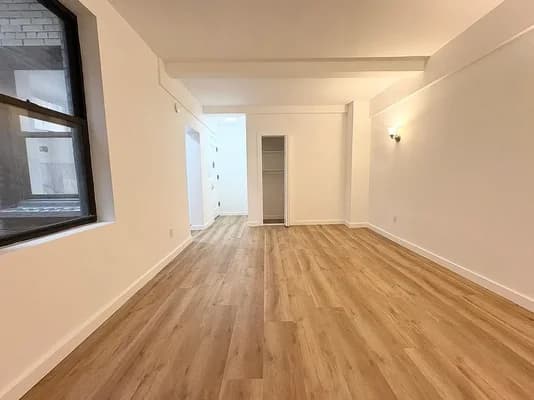 74 West 68 Street #4-F, Manhattan, NY 10023
