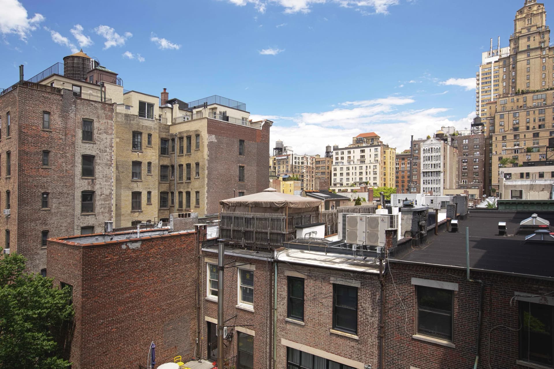 19 West 69 Street #705, Manhattan, NY 10023