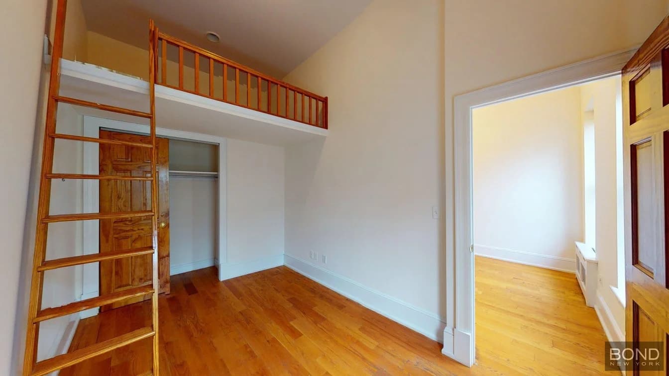49 West 74 Street #PHF, Manhattan, NY 10023 apartment_bedroom_room 1