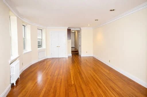 34 West 76 Street #4B, Manhattan, NY 10023
