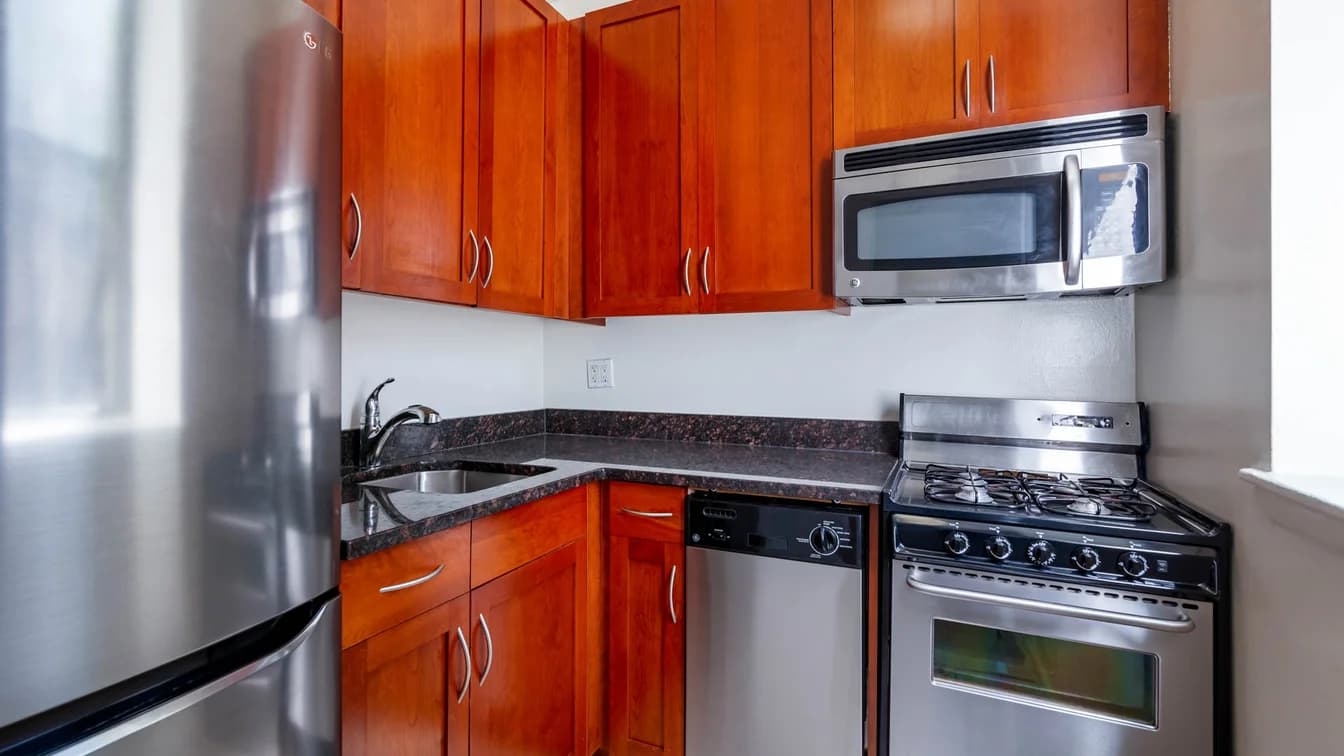 50 West 77 Street #02L, Manhattan, NY 10023 apartment_kitchen 1