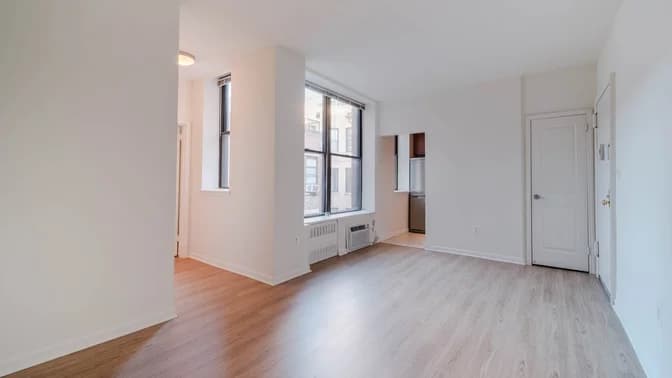 50 West 77 Street #11G, Manhattan, NY 10023