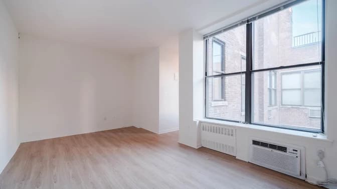 50 West 77 Street #11G, Manhattan, NY 10023