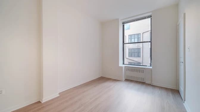 50 West 77 Street #11G, Manhattan, NY 10023