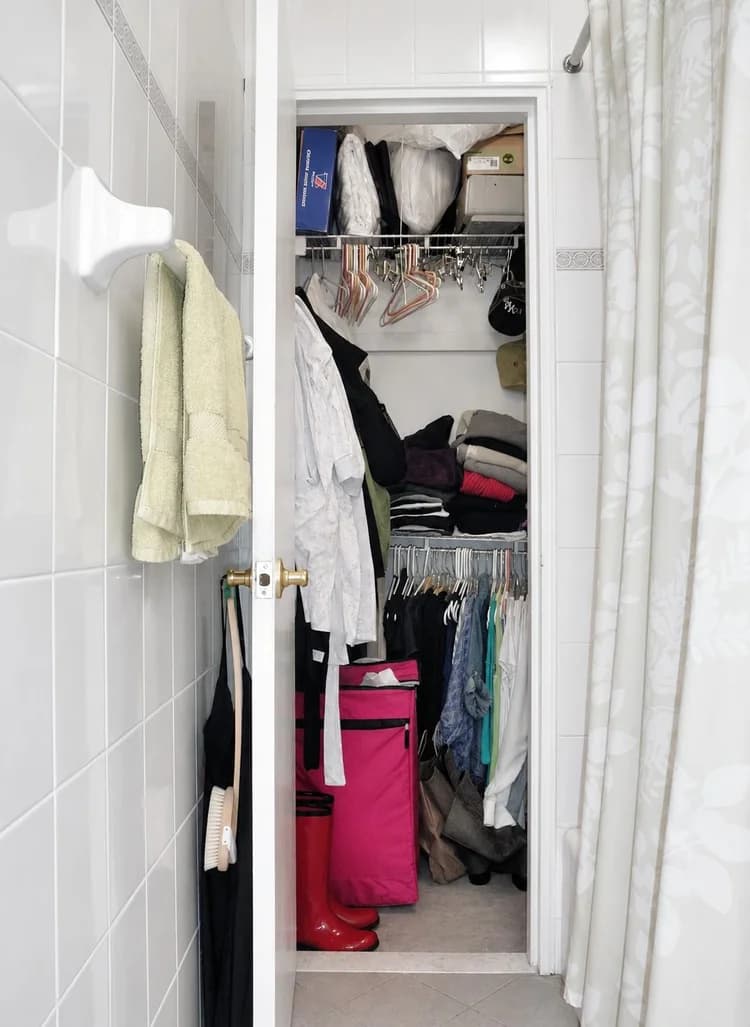 29 West 76 Street #8, Manhattan, NY 10023 apartment_closet 1