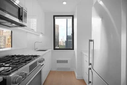 124 West 60 Street #12M, Manhattan, NY 10023
