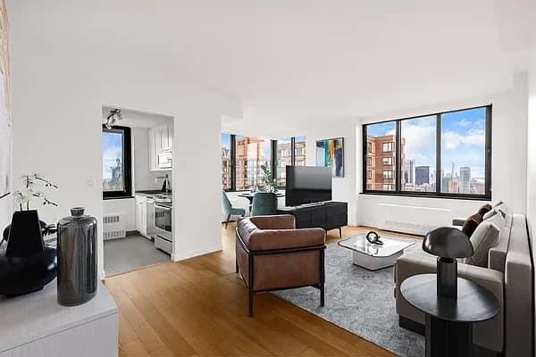 124 West 60 Street #17D, Manhattan, NY 10023