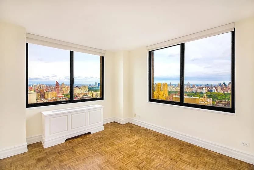 145 West 67 Street #27G, Manhattan, NY 10023 apartment_living_room 1