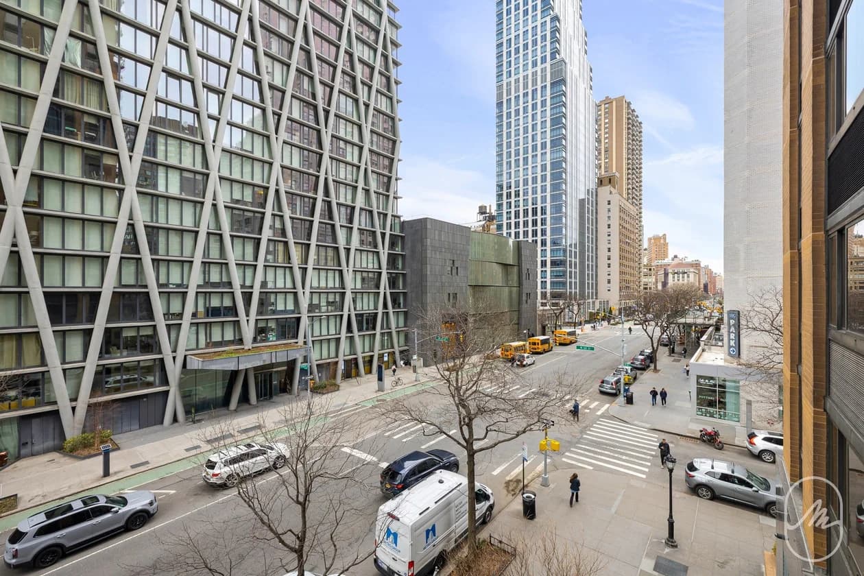 167 Amsterdam Avenue #5B, Manhattan, NY 10023 apartment_view 1