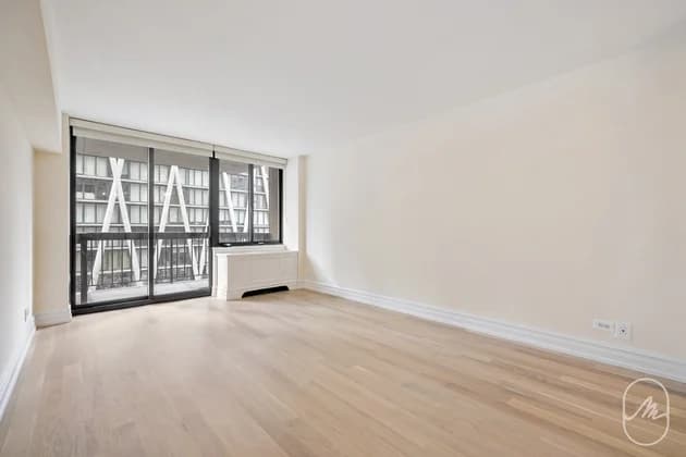 145 West 67 Street #5B, Manhattan, NY 10023