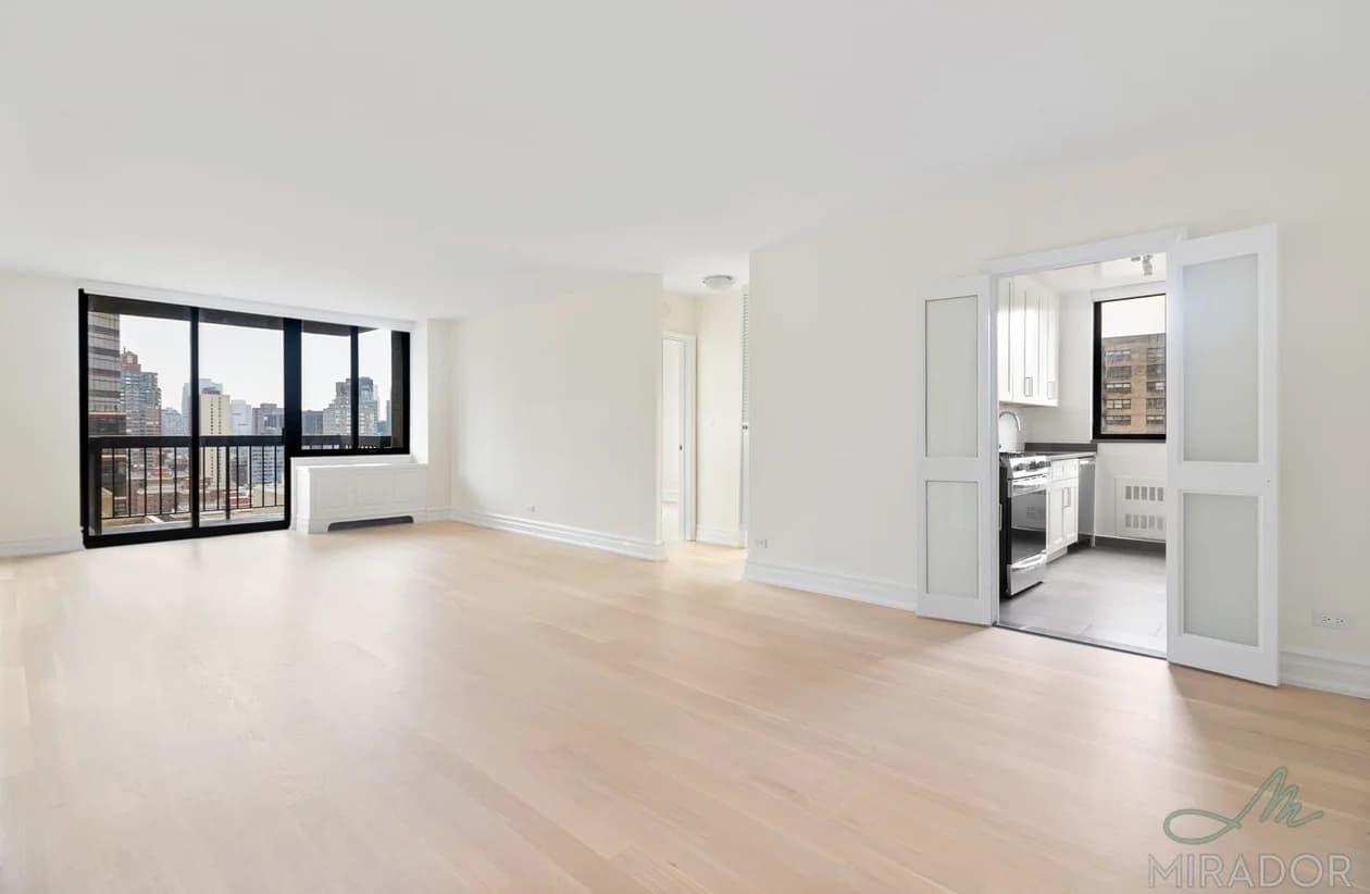 145 West 67 Street #9H, Manhattan, NY 10023 apartment_living_room 1