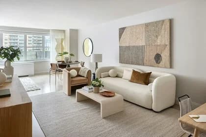 155 W 68 St #1818, Manhattan, NY 10023