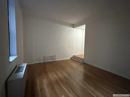 143 West 69 Street #2D, Manhattan, NY 10023