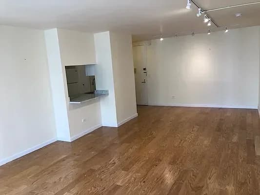 2040 Broadway #7-E, Manhattan, NY 10023