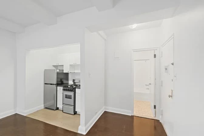160 West 71 Street #10E, Manhattan, NY 10023